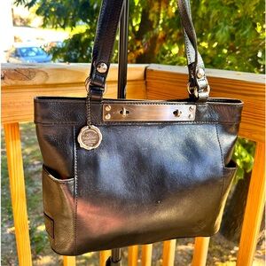 Patricia Nash Leather Tote with side pockets 10th Anniversary